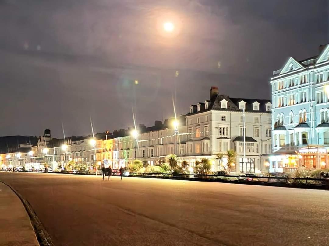 Iris Hotel Лландидно Екстер'єр фото